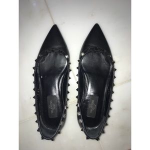 Valentino Garavani Rockstud Noir Ballerina Flat 6